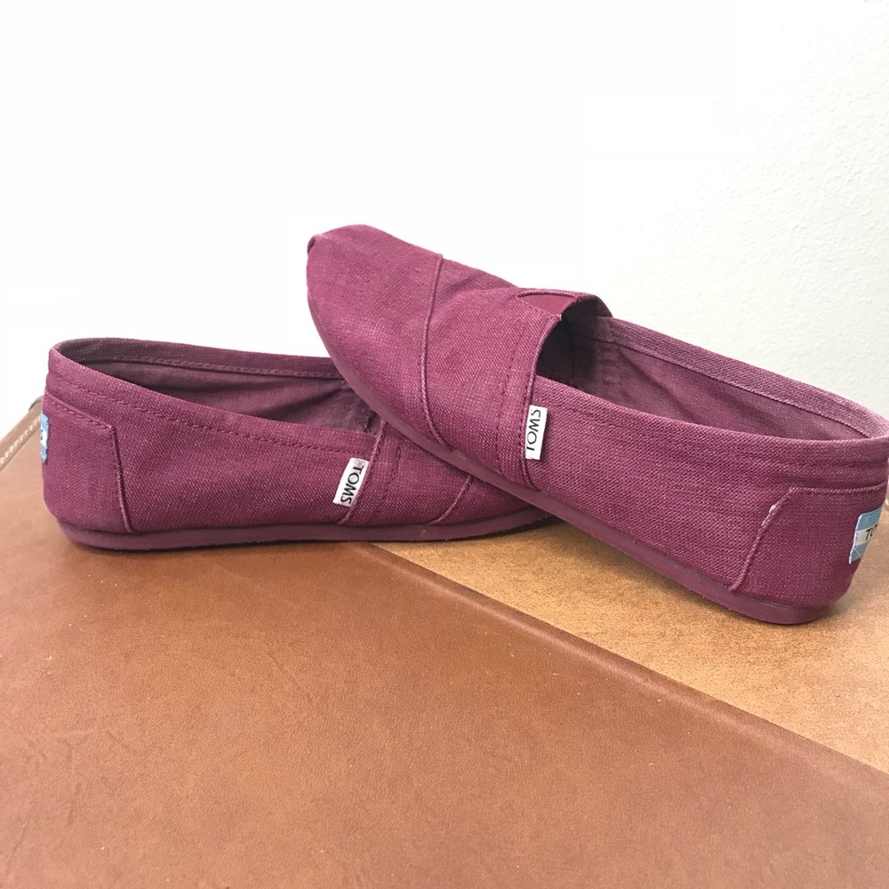 Maroon TOMS Women’s Canvas Classic